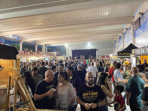 Més de 3.500 persones passen per la mostra de cerveses artesanes de Castellvell