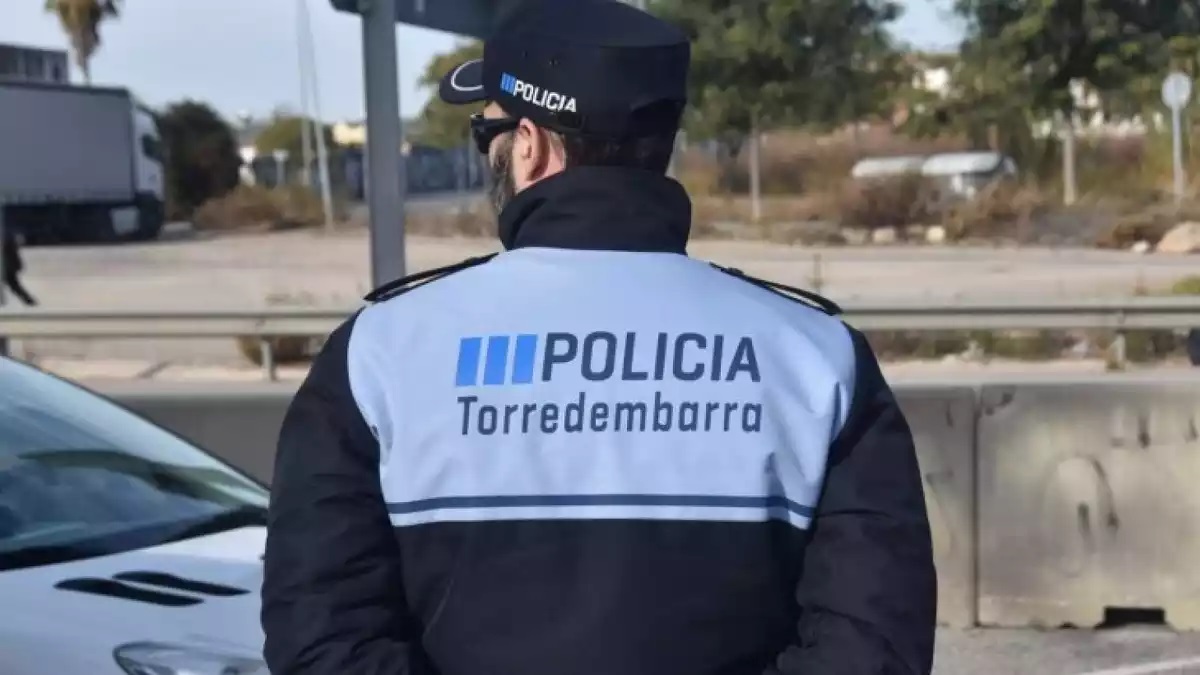 Un agent de la Policia Local de Torredembarra. Foto: Cedida