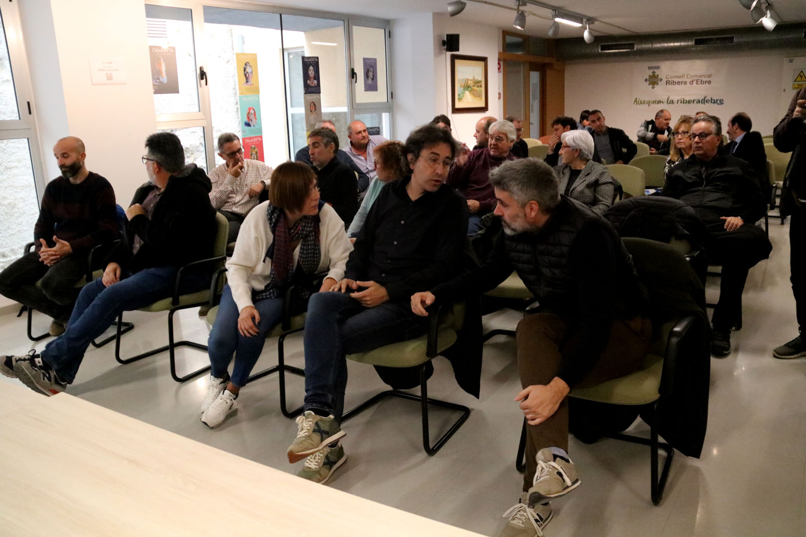 Reunió d'alcaldes de la zona de les centrals nuclears reunits al Consell Comarcal de la Ribera d'Ebre. Foto: ACN.