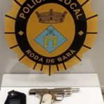 La Policia Local deté un veí de Roda per tinença d’armes i explosius