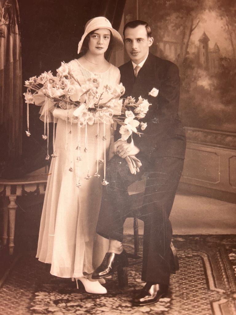 Salvador Olivé i Mercè Roig el dia de la seva boda. Foto: Cedida