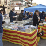 La pl. Mn. Joaquim Boronat i les biblioteques, epicentre del Sant Jordi a Torredembarra