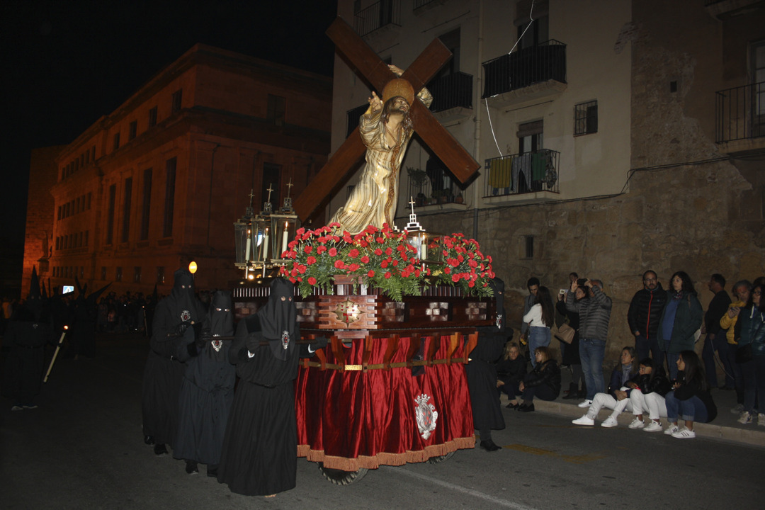 La processó pel Pg. de Sant Antoni. Foto: Tots21