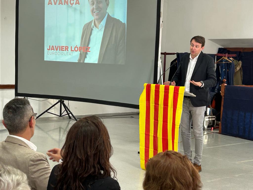 L'eurodiputat Javier López durant la seva intervenció. Foto: Tots21