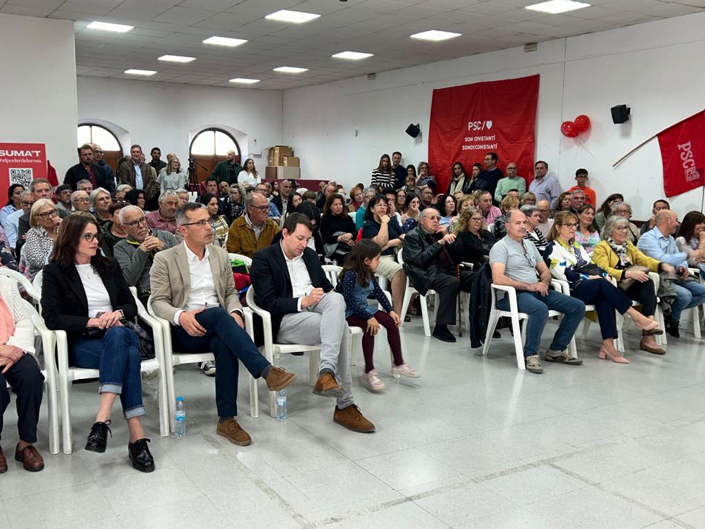 El Sindicat Agrícola de Constantí va quedar petit per a la presentació. Foto: Tots21