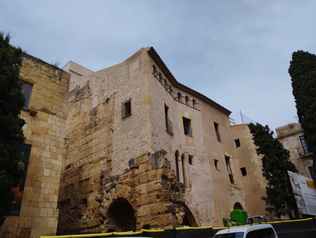 Ca l'Agapito sense la grua que es va instal·lar fa gairebé un any. Foto: Cedida