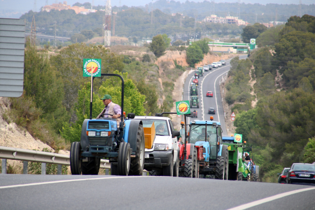 La tractorada entre el Morell i Tarragona. Foto: ACN