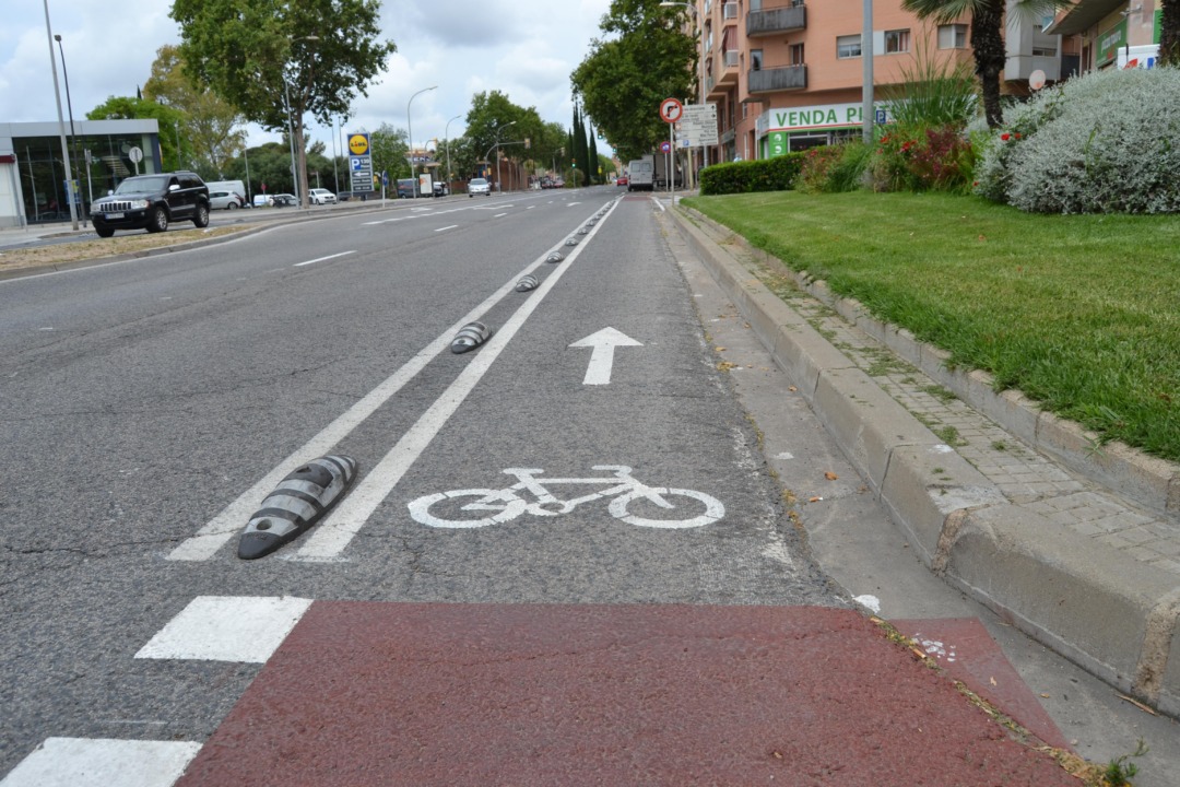 Carril bici de l'avinguda Sant Bernat Calbó. Foto: Cedida