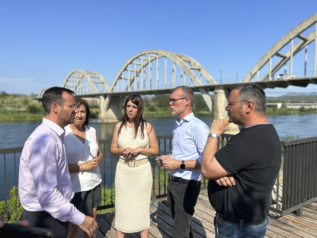 La candidatura de Junts a les generals s'ha reunit a la Ribera d'Ebre. Foto: Cedida