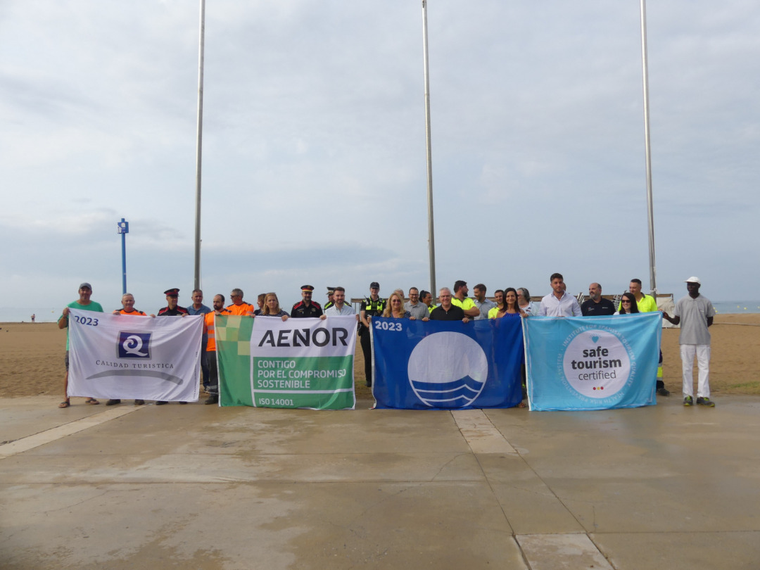 Les banderes de les platges de Salou. Foto: Cedida