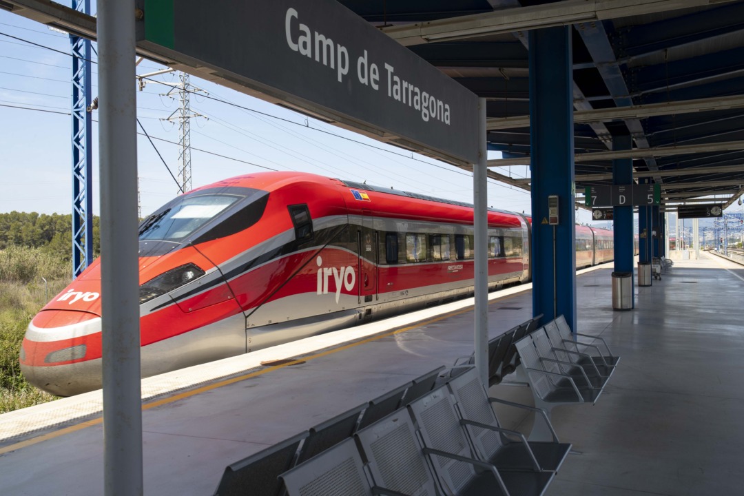 El primer tren Iryo a l'estació Camp de Tarragona. Foto: Tjerk van der Meulen