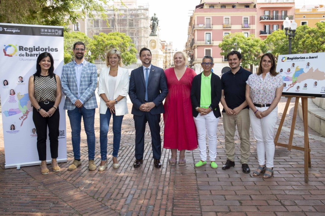 Els vuit regidors de Barri de l'Ajuntament de Tarragona. Foto: Tjerk van der Meulen