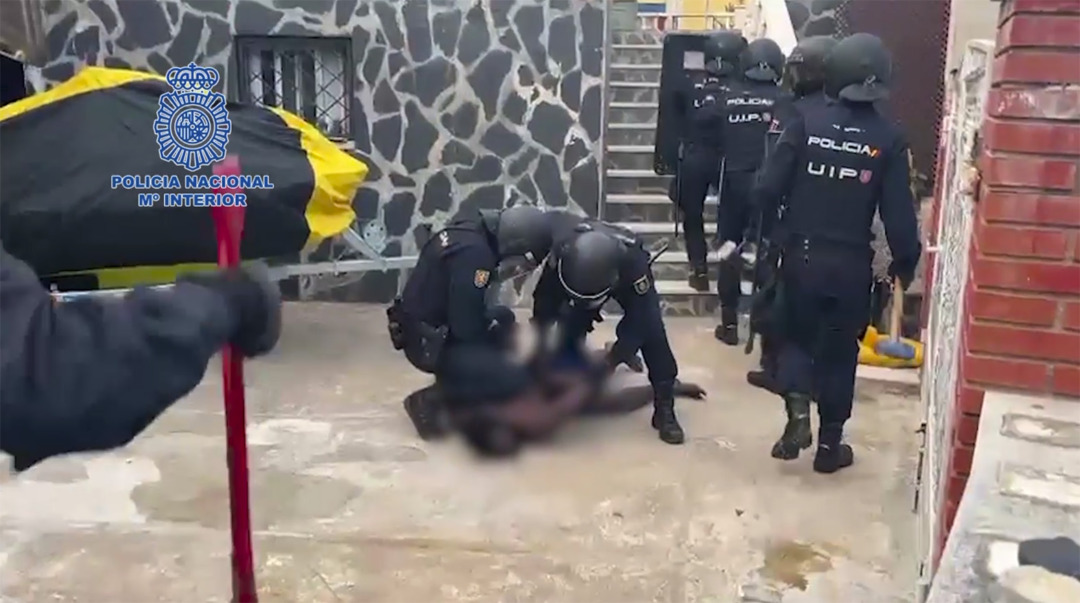 Captura de vídeo de l'operació de la Policia Nacional.