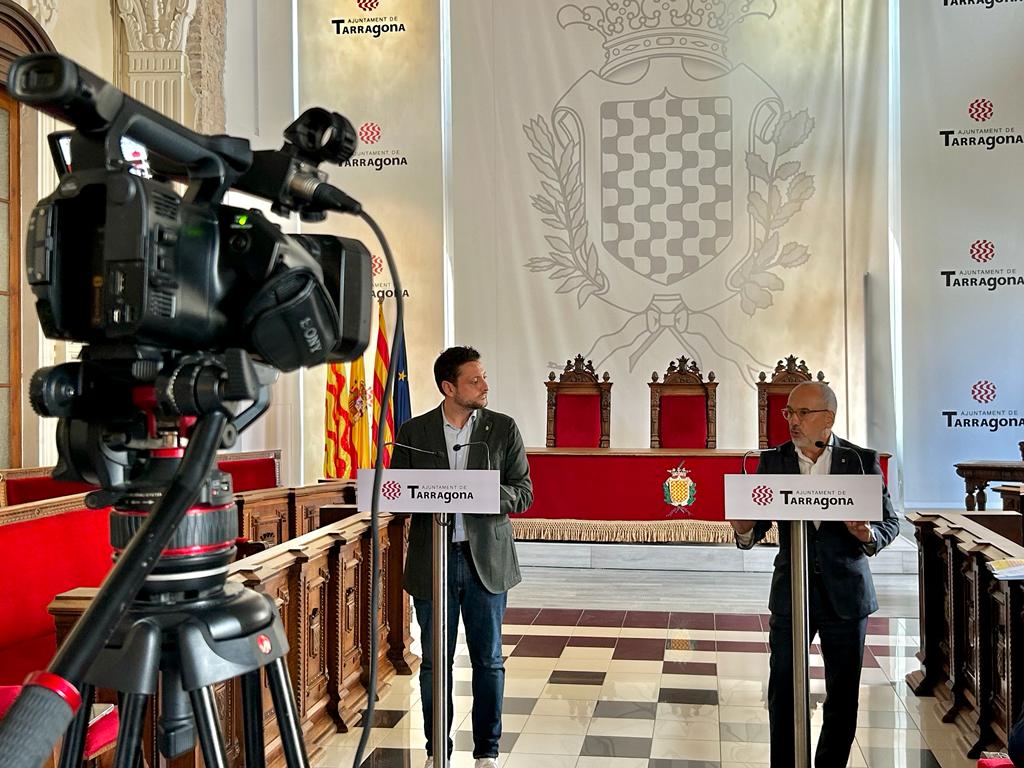 Viñuales i Campuzano durant la roda de premsa posterior a la reunió. Foto: Cedida