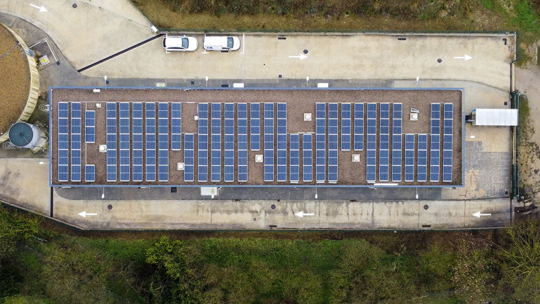 Instal·lació fotovoltaica a la planta de Sant Celoni. Foto: Agbar