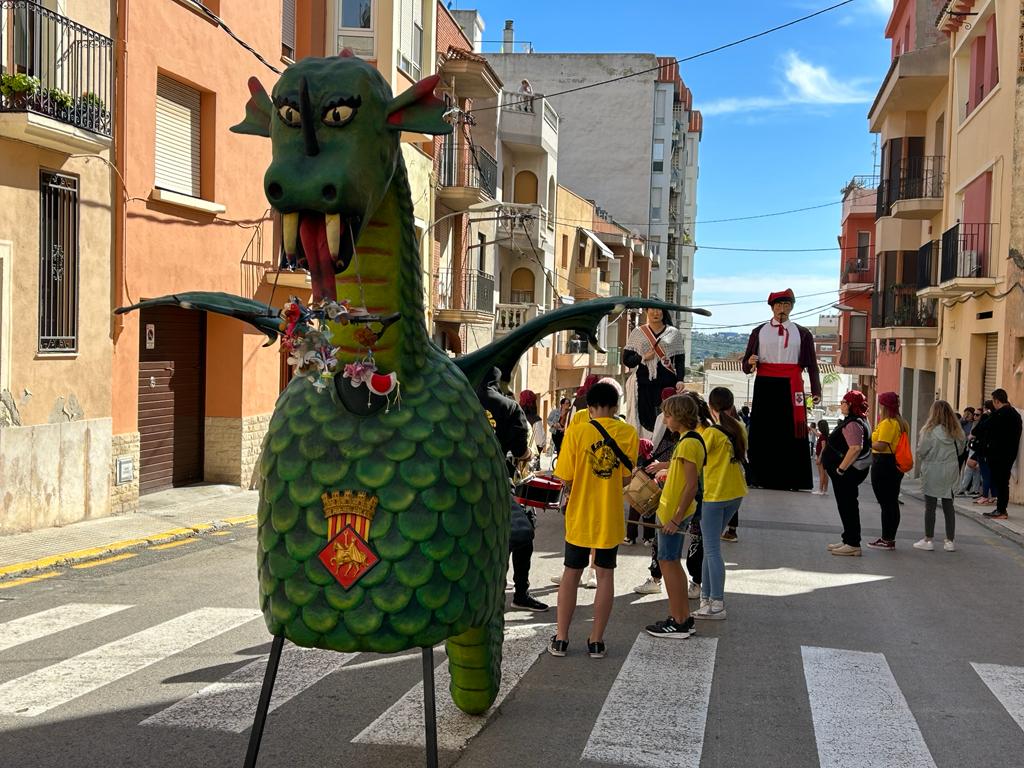 La Dragonina de Constantí és la protagonista de la jornada festiva. Foto: Tots21