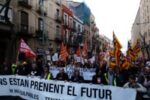 Tarragona es manifesta pels drets públics i socials amb més d'un miler de persones a la Marxa de la Dignitat