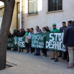 La PAH seguirà amb les protestes a Ibercaja tot i les accions judicials