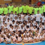 Més de 120 nens i nenes de Salou finalitzen la primera quinzena de l’escola esportiva d’iniciació d’estiu 2015