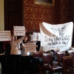 El ple aprova la llei per regular els clubs cannàbics i el suport a les mobilitzacions en contra del PHE