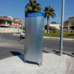 L’Ajuntament instal·la nous plafons de carrer per a ús publicitari