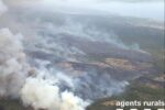 L’incendi de la Pobla de Montornès esdevé devastador amb 225 hectàrees cremades i 19 evacuats