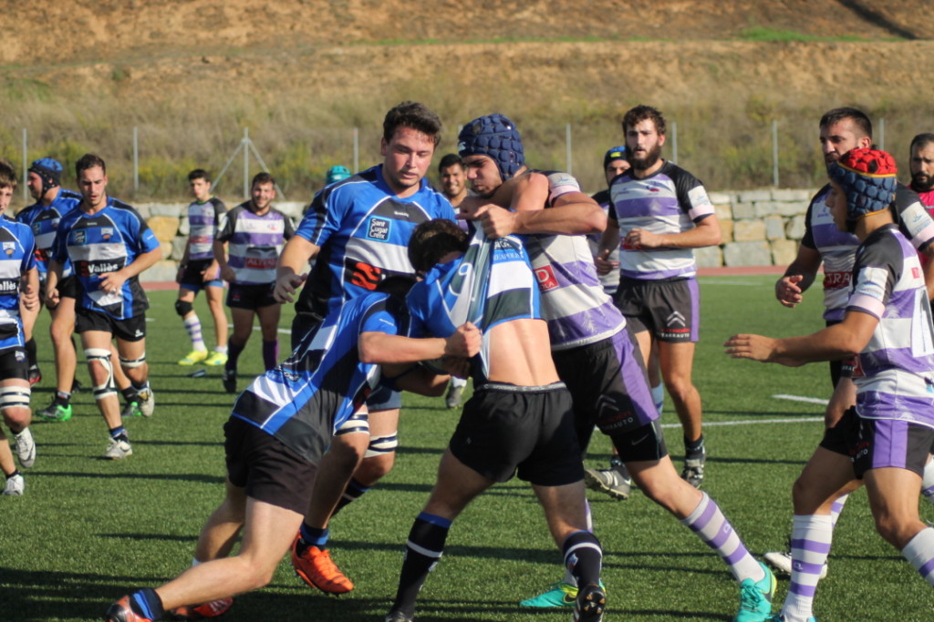 Una jugada del partit del Rugby Tarragona contra el Sant Cugat. Foto: Cedida