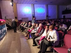 Imatge del públic assistent a la Trobada de Corals d'Associacions de Gent Gran de Tarragonès. Foto: Romà Rofes / Tarragona21.cat