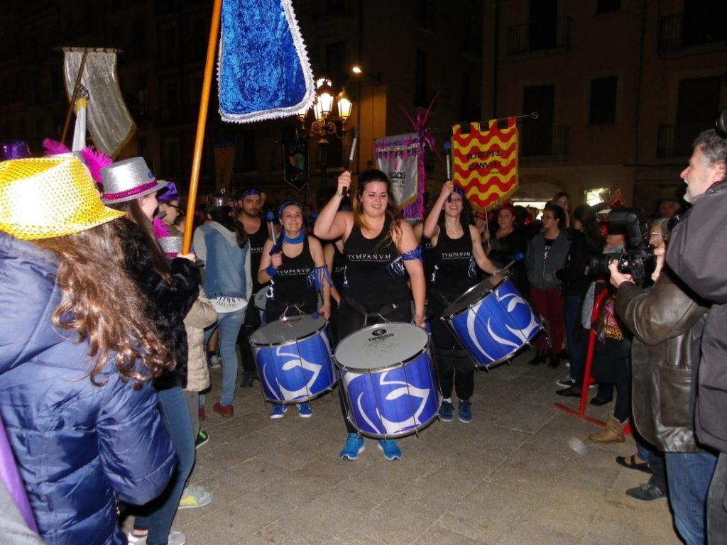 La batucada Tympanvm, a la plaça de la Font. Foto: Romà Rofes / Tarragona21.cat
