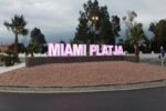 Miami Platja es vesteix amb grans lletres lluminoses