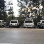 La policia científica dels Mossos investiga l’incendi de nou vehicles a la zona propera a l’estació de l’AVE