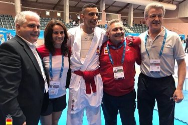 Tres medalles de bronze per a Espanya en karate i halterofilia