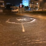 Carrers tallats a Reus per les fortes pluges