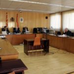 Suspenen el judici contra un pare acusat d’abusar de la filla i d’una amiga a Tarragona