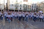 Flashmob al Mercadal per explicar com fer una reanimació cardiopulmonar