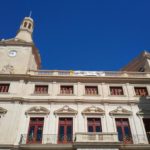 Una jutgessa obliga l’Ajuntament de Reus a retirar de la façana una pancarta de “Llibertat Presos Polítics”