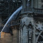 Salvades les emblemàtiques torres de la Catedral de Nôtre Dame