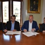 Basf aposta per la cultura signant un conveni amb l’Ajuntament de Reus