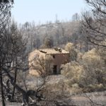Els Bombers donen per controlat l’incendi de la Ribera d’Ebre