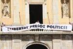 Cs denuncia vuit ajuntaments de Tarragona per tenir penjades pancartes independentistes