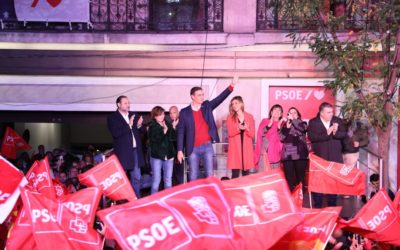 El PSOE guanya les eleccions amb un lleuger descens, el PP fracassa, CS s’enfonsa i Vox esdevé el gran triomfador