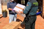 La Guàrdia Civil trasllada material sanitari i de protecció a hospitals de Reus i el Vendrell