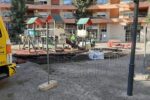 Inicien els treballs de millora i renovació de la zona de jocs infantils de la plaça de la Fumera de Reus