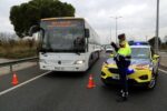 Els Mossos despleguen controls a les carreteres per garantir el confinament municipal