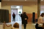 Dos detinguts a Castellvell després de gravar-se anant a votar sense mascareta i mostrar-se agressius davant els Mossos