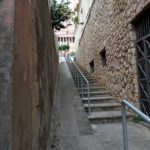 L’ajuntament de Tarragona instal·la una barana al Passatge del Sol