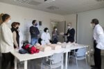 L’Ajuntament de Vila-seca lliura material per a cursos de formació al Centre de Salut