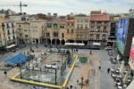 Tret de sortida a les activitats a la pista de pàdel de la plaça del Mercadal