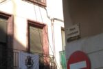 Castellvell del Camp renova les plaques dels carrers