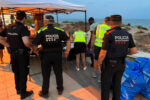 Intervinguts 1.561 articles falsificats en un dispositiu policial conjunt a Roda de Berà